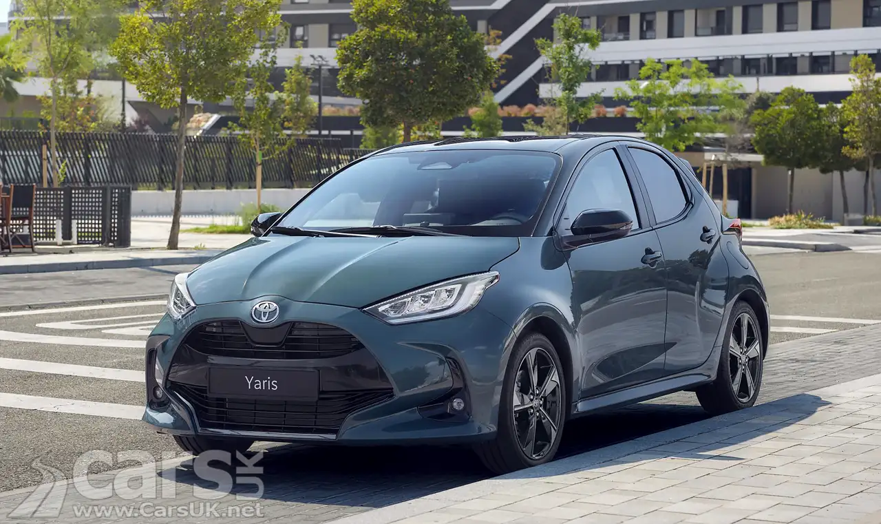 2025 Toyota Yaris front view parked